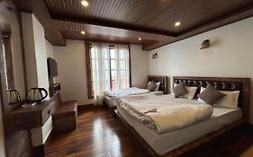 Hotel Ratna Villa Inn